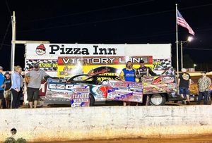 Image post by @markofvalordirt on Facebook