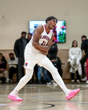 Image post by @zerogravitybb on Instagram