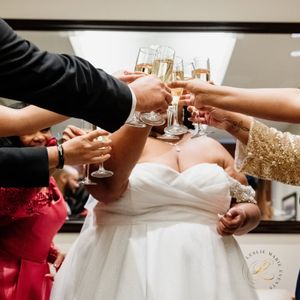Image post by @lesliemarieevents on Instagram