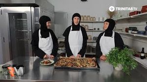 Video post by @trinitastvoficial on YouTube