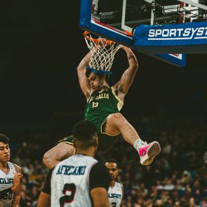 Image post by @basketballaus on Instagram