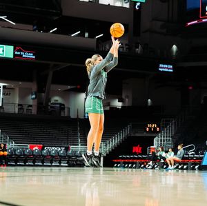 Image post by @herdwbb on Instagram