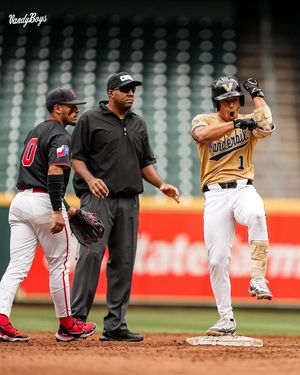 Image post by @vandyboys on Instagram