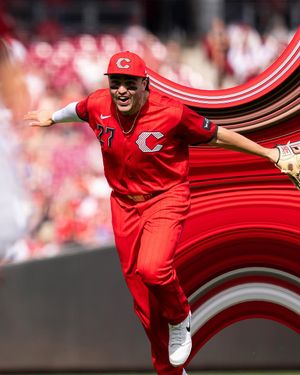 Image post by @reds on Instagram