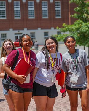 Image post by @ekuadmissions on Instagram