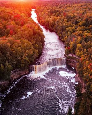 Image post by @droneartgallery on Instagram