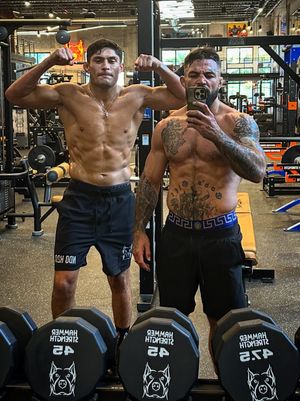 Image post by @platinummikeperry on Instagram