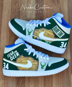 Image post by @neeks_custom_sneaks on Instagram