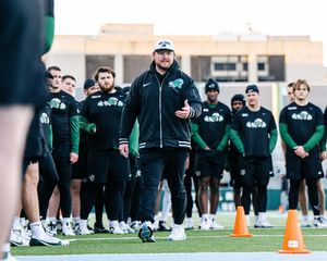 Image post by @greenwavefb on Instagram