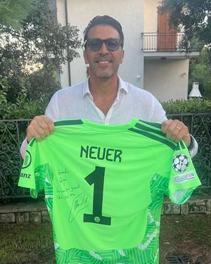Image post by @fcbayern on TikTok