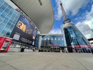 Image post by @BrdgstoneArena on Twitter