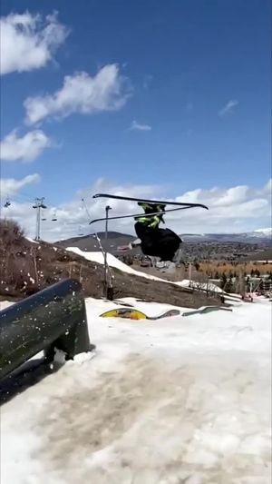 Video post by @j_skis on Instagram