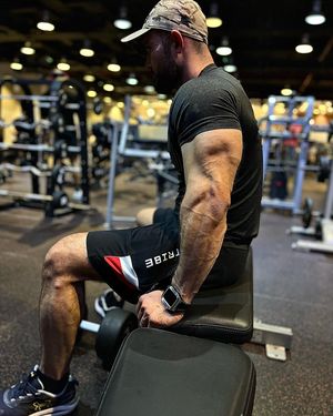 Image post by @alifitnessae on Instagram