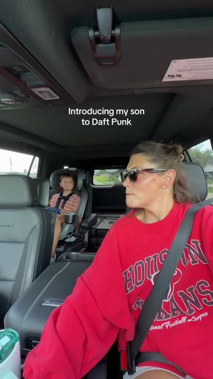 Video post by @chelswaterwall on TikTok