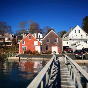 Image post by @themainemag on Instagram