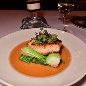 Image post by @mortonssteak on Instagram