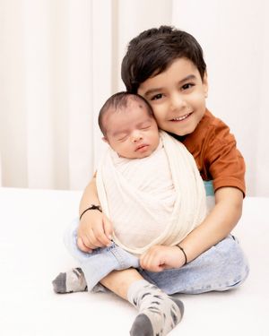 Image post by @newbornbabyphotographystudio on Instagram