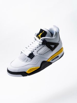 Image post by @atmos_japan on Instagram
