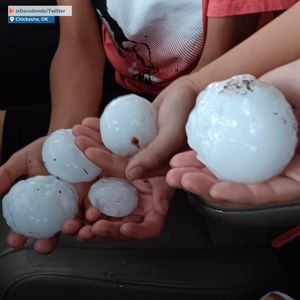 Image post by @foxweather on Instagram