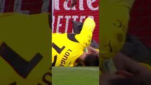 Video post by @acmilan on YouTube