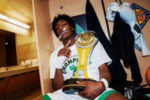 Image post by @MeanGreenMBB on Twitter