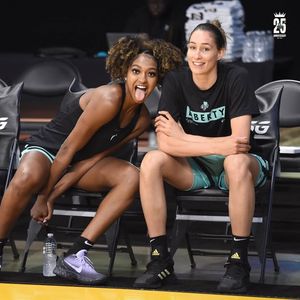 Image post by @nyliberty on Facebook