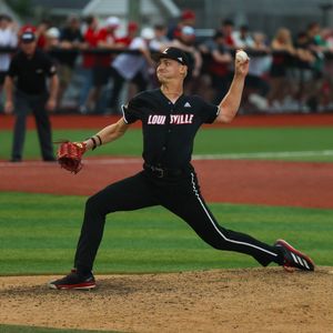 Image post by @LouisvilleBSB on Twitter