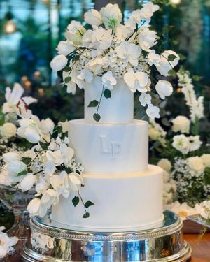 Image post by @rr_cakedesigners on Instagram