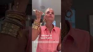 Video post by @shop.with.caroline on YouTube