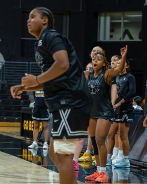 Image post by @lbsuwbb on Instagram