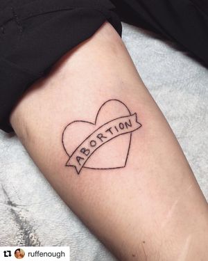Image post by @shoutyourabortion on Instagram