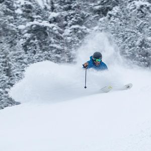 Image post by @j_skis on Instagram