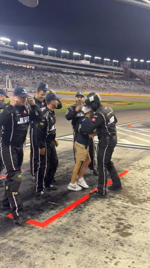 Video post by @LVMotorSpeedway on Facebook