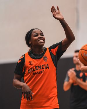 Image post by @valenciabasket on Instagram