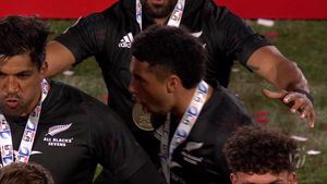 Video post by @LASevensRugby on Facebook