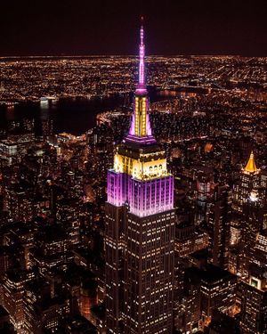 Image post by @empirestatebldg on Instagram