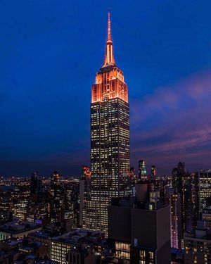 Image post by @empirestatebldg on Instagram