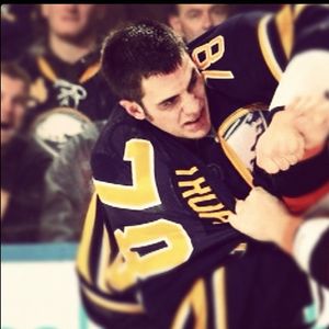 Image post by @buffalosabres on Instagram