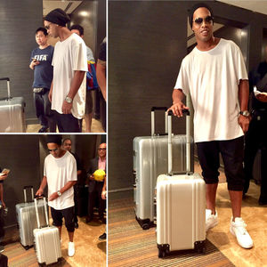 Image post by @ronaldinho on Instagram
