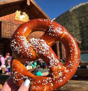 Image post by @skitaos on Instagram