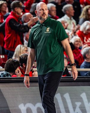 Image post by @49ersbasketball on Instagram
