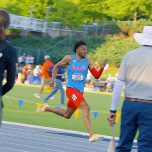 Image post by @olemisstrack on Instagram
