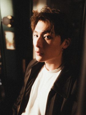 Image post by @ellemenhk on Instagram