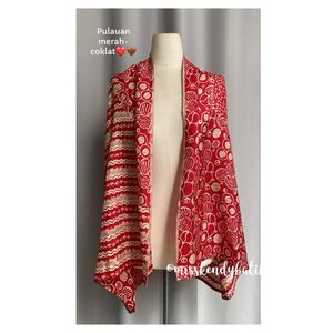 Image post by @misskendybatik on Instagram