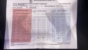 Image post by @MatchroomBoxing on Twitter
