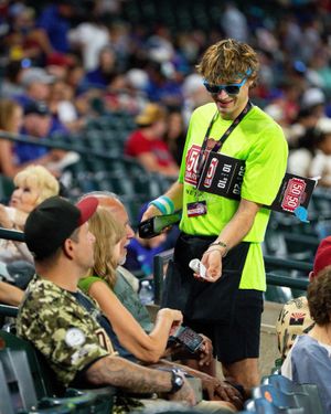Image post by @dbacksgiveback on Instagram