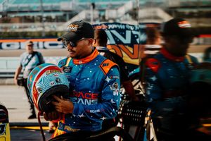 Image post by @bradperezracing on Twitter/X