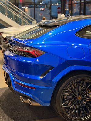 Image post by @lambogreenwich on Instagram