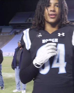 Image post by @carolinarecruits on Instagram