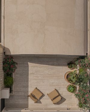 Image post by @bloqe.real.estate on Instagram